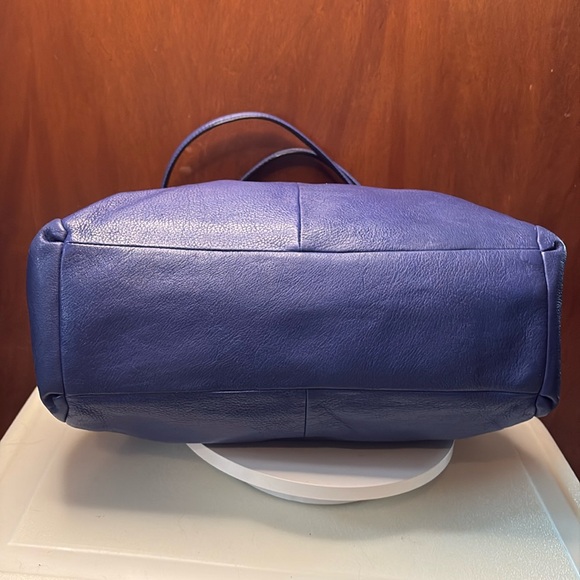 Coach  Madison Phoebe  pebble leather Royal blue  triple compart. Shoulder Bag - Picture 11 of 17
